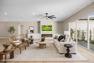 3808 E Piccadilly Rd, Phoenix, AZ 85018 - Photo 4