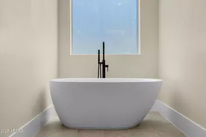 3002 N 53rd Place, Phoenix, AZ 85018 - Photo 6