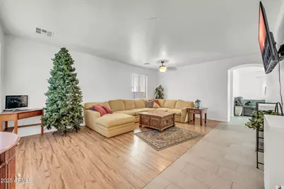 20243 N Ryans Trail, Maricopa, AZ 85138 - Photo 8