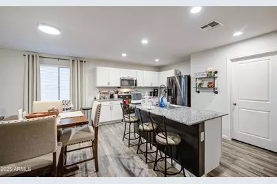 823 S Silvercreek Court, Casa Grande, AZ 85122 - Photo 16