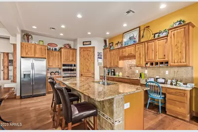 19528 W Georgia Avenue, Litchfield Park, AZ 85340 - Photo 4