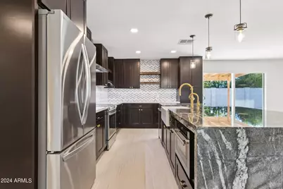 8719 E Columbus Avenue, Scottsdale, AZ 85251 - Photo 12