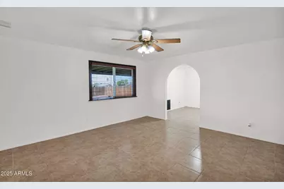 17634 N 18th Drive, Phoenix, AZ 85023 - Photo 12