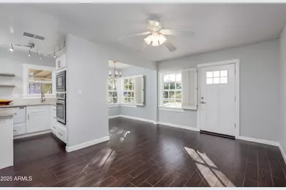 1621 N 16th Avenue, Phoenix, AZ 85007 - Photo 10