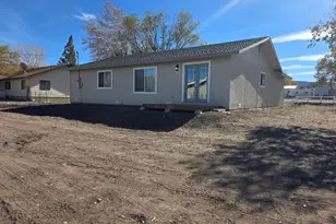 142 W 7th St, Eagar, AZ 85925 - Photo 4