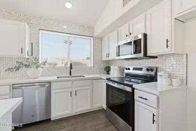 4540 E Dry Creek Road, Phoenix, AZ 85044 - Photo 10