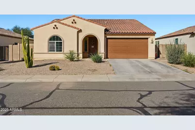 1592 E Luna Blanca Way, San Tan Valley, AZ 85140 - Photo 2