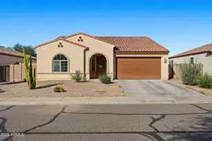 1592 E Luna Blanca Way, San Tan Valley, AZ 85140 - Photo 2