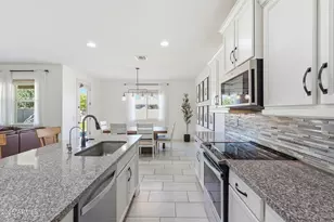 1592 E Luna Blanca Way, San Tan Valley, AZ 85140 - Photo 10