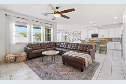 1592 E Luna Blanca Way, San Tan Valley, AZ 85140 - Photo 4