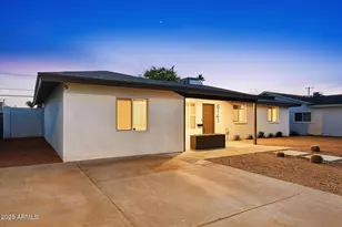 8141 E Palm Ln, Scottsdale, AZ 85257 - Photo 2