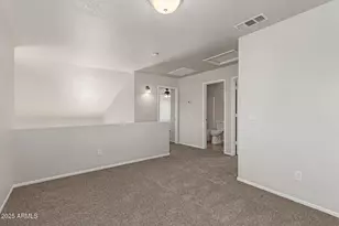 22216 North 21st Pl, Phoenix, AZ 85024 - Photo 12