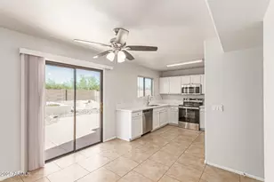 22216 North 21st Pl, Phoenix, AZ 85024 - Photo 10