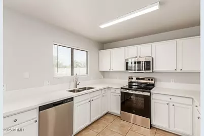 22216 N 21st Place, Phoenix, AZ 85024 - Photo 6