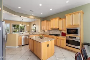 27268 W Wahalla Ln, Buckeye, AZ 85396 - Photo 20