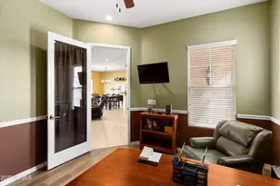 27268 W Wahalla Ln, Buckeye, AZ 85396 - Photo 30