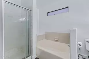 4423 E Amberwood Dr, Phoenix, AZ 85048 - Photo 24