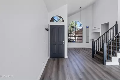 4423 E Amberwood Drive, Phoenix, AZ 85048 - Photo 6