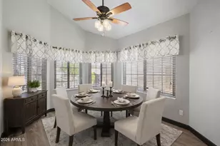 6347 W Delmonico Ln, Glendale, AZ 85302 - Photo 10