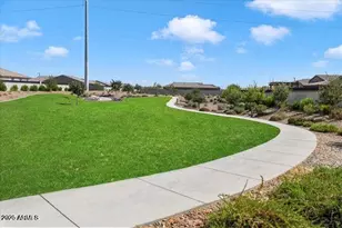 16852 W Evergreen Rd, Waddell, AZ 85355 - Photo 20