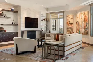 2211 E Camelback Rd, Phoenix, AZ 85016 - Photo 14