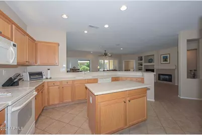 17041 W Artesia Drive, Surprise, AZ 85387 - Photo 16