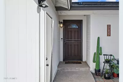 17827 N 9th Avenue, Phoenix, AZ 85023 - Photo 4