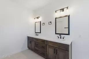 4018 E Adobe Dr, Phoenix, AZ 85050 - Photo 18