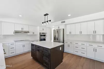 4018 E Adobe Drive, Phoenix, AZ 85050 - Photo 4