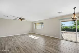 10923 W Meade Dr, Sun City, AZ 85351 - Photo 14