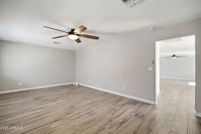 10923 W Meade Drive, Sun City, AZ 85351 - Photo 34