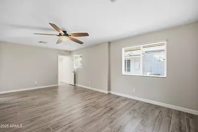 10923 W Meade Drive, Sun City, AZ 85351 - Photo 32