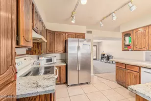 5133 N 86th St, Scottsdale, AZ 85250 - Photo 8