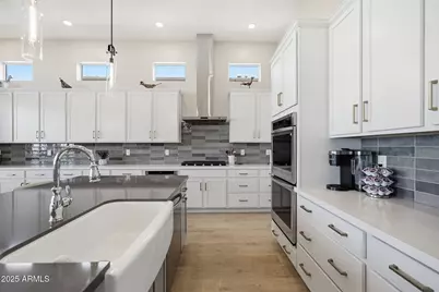 13668 W Hackamore Drive, Peoria, AZ 85383 - Photo 4