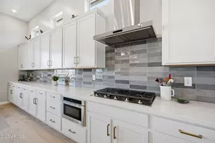 13668 W Hackamore Dr, Peoria, AZ 85383 - Photo 6