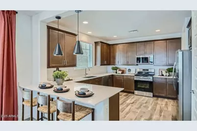 9815 W Catalina Drive, Phoenix, AZ 85037 - Photo 4