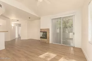 2929 W Yorkshire Dr, Phoenix, AZ 85027 - Photo 4