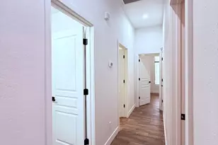 6827 S 39th Pl, Phoenix, AZ 85042 - Photo 6