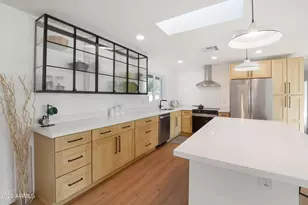 8829 N 17th Ave, Phoenix, AZ 85021 - Photo 14