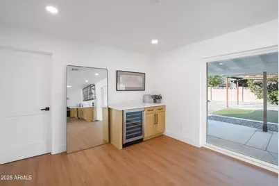 8829 N 17th Avenue, Phoenix, AZ 85021 - Photo 10
