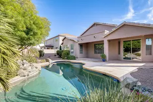 10322 W Roanoke Ave, Avondale, AZ 85392 - Photo 2