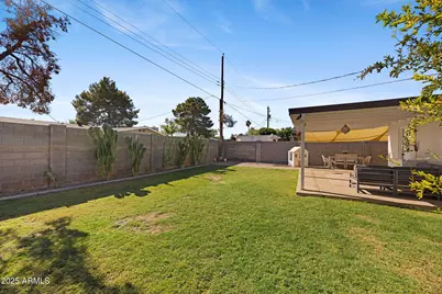 8655 E Palo Verde Drive, Scottsdale, AZ 85250 - Photo 24