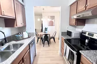 7625 E Camelback Rd, Scottsdale, AZ 85251 - Photo 20