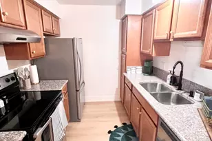 7625 E Camelback Rd, Scottsdale, AZ 85251 - Photo 18