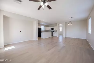 18096 N Arbor Drive, Maricopa, AZ 85138 - Photo 6