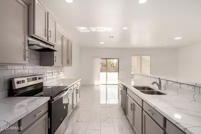 24409 W Sheraton Lane, Buckeye, AZ 85326 - Photo 14