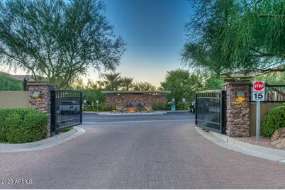 21320 N 56th Street #2001, Phoenix, AZ 85054 - Photo 24