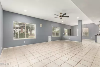 4331 E Prickly Pear Trail, Phoenix, AZ 85050 - Photo 12