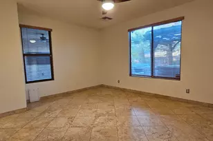 2218 W Magdalena Ln, Phoenix, AZ 85041 - Photo 14