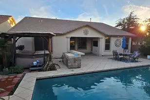 2218 W Magdalena Ln, Phoenix, AZ 85041 - Photo 36